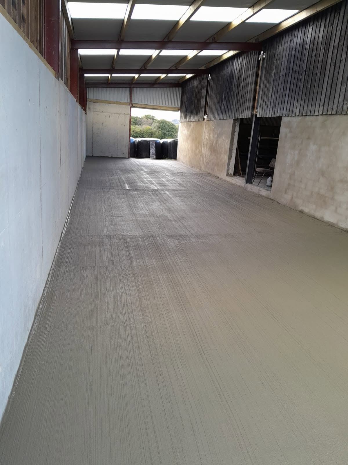 Concrete work and shuttering